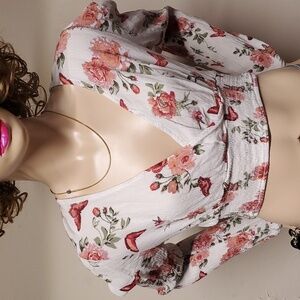 Rue 21, Laura cream and red colors, long sleeve size medium